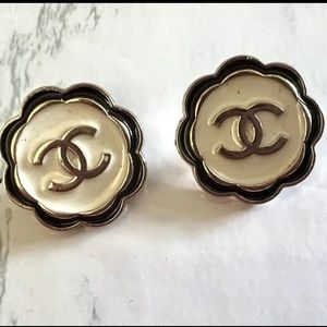 ONLY TWO LEFT!! 😱 100% AUTHENTIC VINTAGE CAMELLIA CHANEL BUTTONS!! VERY RARE!